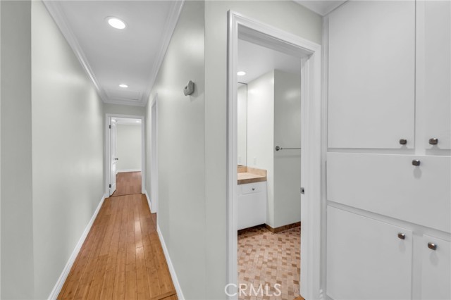 Detail Gallery Image 16 of 36 For 13004 Lull St, North Hollywood,  CA 91605 - 4 Beds | 2 Baths