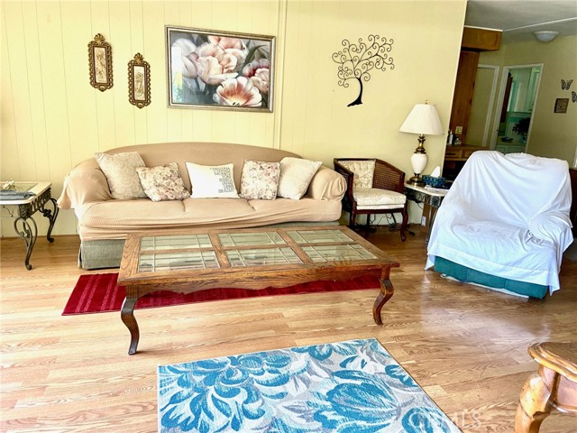 15111 Pipeline Avenue, Chino Hills CA: https://media.crmls.org/medias/fc5cba16-f70c-4c1a-809e-e8608187b8ce.jpg