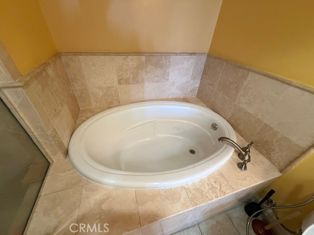 Detail Gallery Image 10 of 30 For 14343 Burbank #305,  Sherman Oaks,  CA 91401 - 3 Beds | 2 Baths