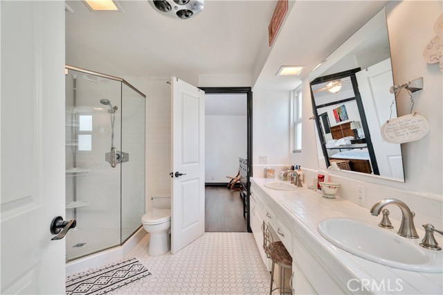 Detail Gallery Image 25 of 44 For 5067 Arundel Drive, Woodland Hills,  CA 91364 - 5 Beds | 4/1 Baths