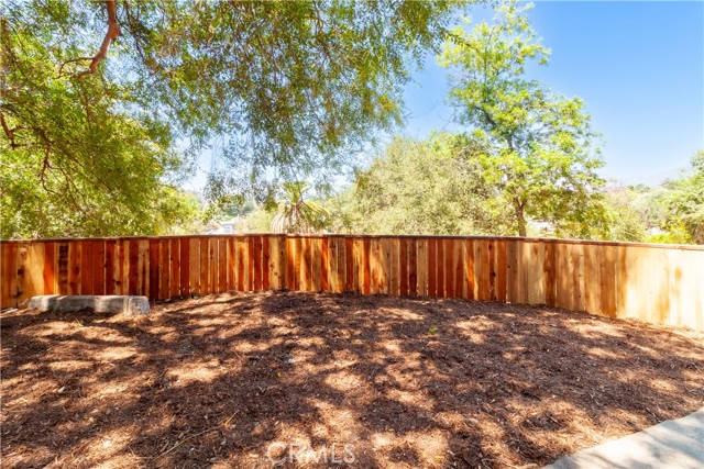2123 Navarro Avenue, Altadena CA: https://media.crmls.org/medias/fc5f7ba9-4808-4de0-9025-0c2cab922c71.jpg