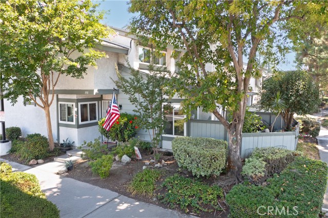 Detail Gallery Image 1 of 39 For 1931 E Yale St, Ontario,  CA 91764 - 3 Beds | 2/1 Baths