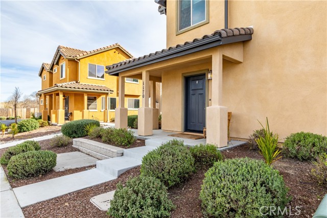 Detail Gallery Image 3 of 34 For 1170 Velarde St, San Miguel,  CA 93451 - 3 Beds | 2/1 Baths