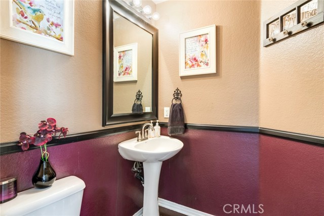 Detail Gallery Image 15 of 36 For 15190 Fox Ridge Dr, Fontana,  CA 92336 - 3 Beds | 2/1 Baths