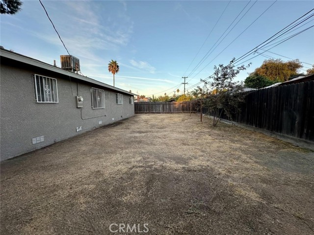 Detail Gallery Image 16 of 17 For 4747 E Braly Ave, Fresno,  CA 93702 - 3 Beds | 2 Baths