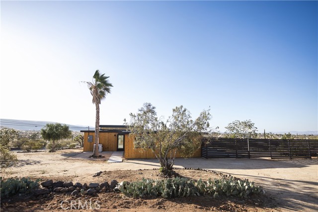 3977 Sage Avenue, Yucca Valley CA: https://media.crmls.org/medias/fc61aca9-35db-487e-847f-04c531dd0219.jpg