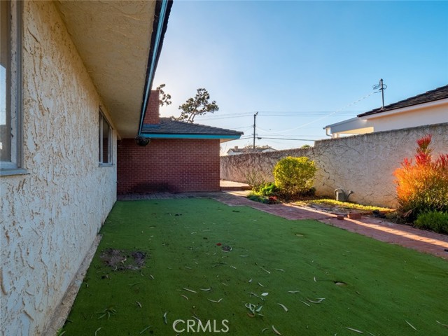 2225 Chelsea Road, Palos Verdes Estates, California 90274, 3 Bedrooms Bedrooms, ,2 BathroomsBathrooms,Residential,Sold,Chelsea,PV23006037