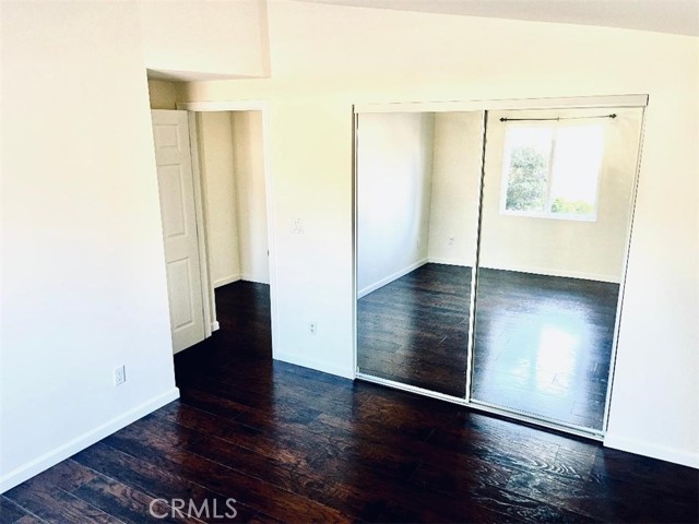 Detail Gallery Image 4 of 6 For 17402 Mayall, Northridge,  CA 91325 - 2 Beds | 1 Baths