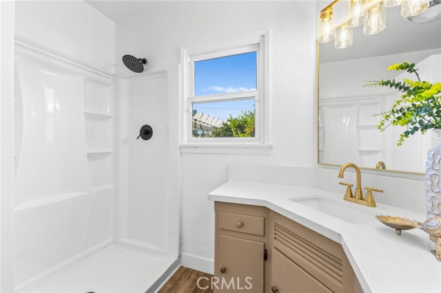 325 Echo Court, San Bernardino CA: https://media.crmls.org/medias/fc638688-eece-48a3-a78e-3e1a31929891.jpg