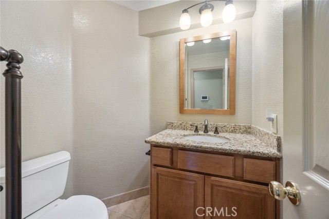 5795 Blackbird Lane, La Verne CA: https://media.crmls.org/medias/fc64c365-4cd5-4669-af1b-069169ed3517.jpg