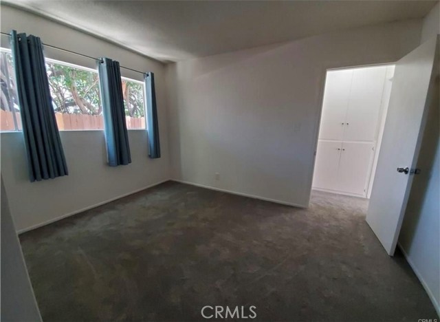 3510 Elm Avenue, Long Beach CA: https://media.crmls.org/medias/fc64df1b-1dbe-4b0a-8577-62df0cdfb67d.jpg