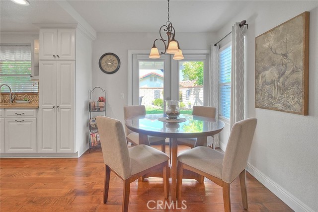 13563 Meadow Crest Drive, Chino Hills CA: https://media.crmls.org/medias/fc64f2e6-befe-4ad4-aec5-2a9dc05ebde6.jpg
