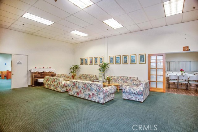 Image 6 of 7 For 17002 Prairie Avenue