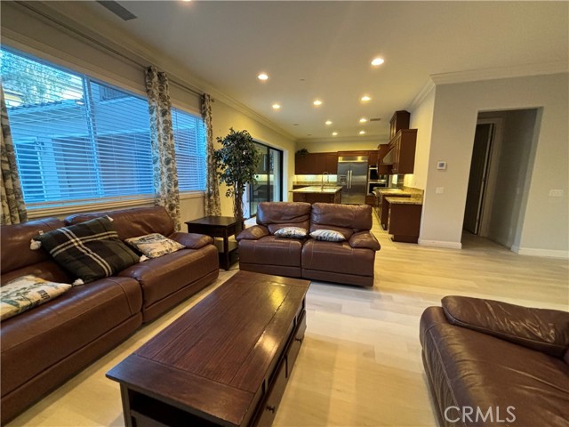 Detail Gallery Image 6 of 23 For 17 Starflower, Lake Forest,  CA 92630 - 5 Beds | 5/1 Baths