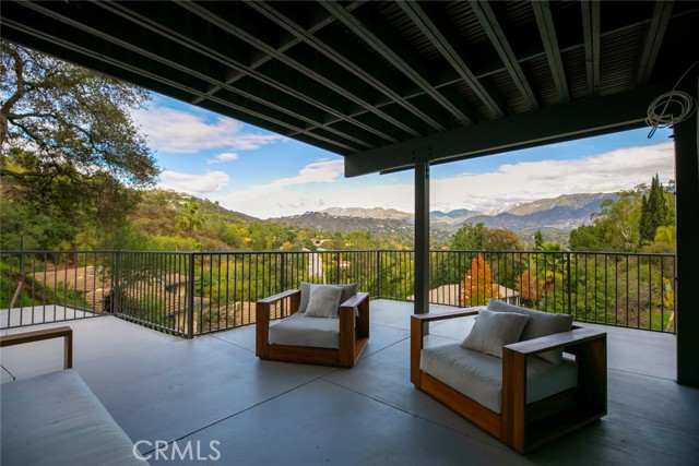 Detail Gallery Image 12 of 66 For 981 Glen Oaks, Pasadena,  CA 91105 - 3 Beds | 3 Baths