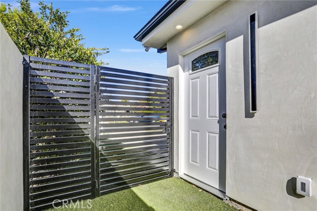 Detail Gallery Image 4 of 12 For 8624 Lubao Ave, Winnetka,  CA 91306 - 1 Beds | 1 Baths