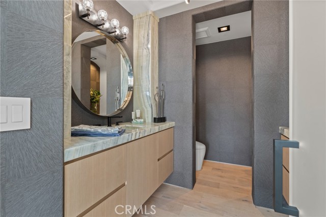 Detail Gallery Image 36 of 70 For 1409 Dolphin Terrace, Corona Del Mar,  CA 92625 - 5 Beds | 5/2 Baths