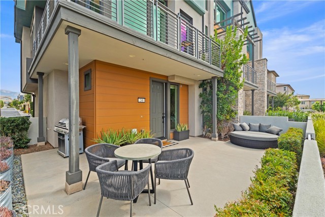 Detail Gallery Image 8 of 52 For 248 Merit, Irvine,  CA 92618 - 3 Beds | 2/1 Baths