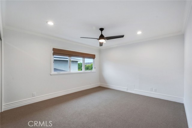 21192 Richmond Circle, Huntington Beach CA: https://media.crmls.org/medias/fc6694b6-d94f-4de0-a9e4-b52e4c5981b8.jpg