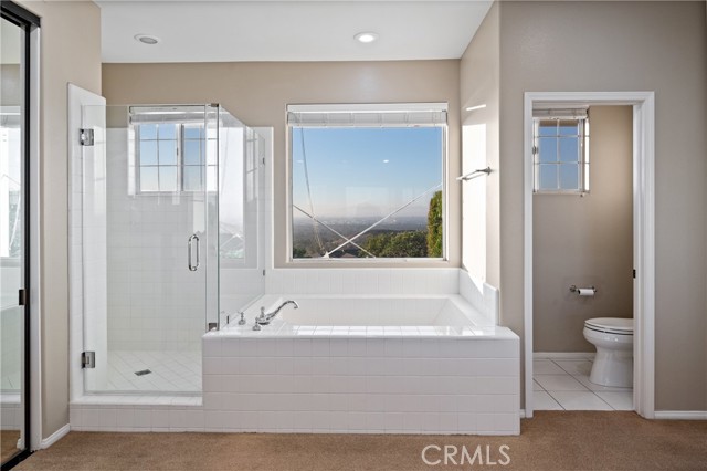 6 Saros, Irvine CA: https://media.crmls.org/medias/fc66c349-3060-4168-afa9-48fd28210fb4.jpg