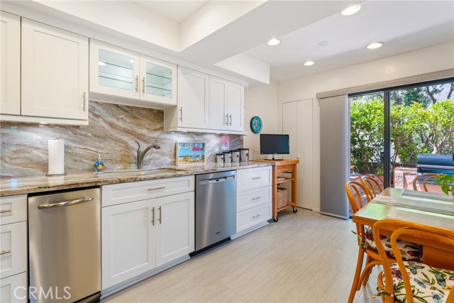 4176 Delphi Circle, Huntington Beach CA: https://media.crmls.org/medias/fc67779c-9aa0-483f-974b-a4e47dd68a5a.jpg