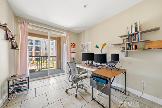 Detail Gallery Image 15 of 33 For 360 W Avenue 26 #215,  Los Angeles,  CA 90031 - 3 Beds | 2 Baths