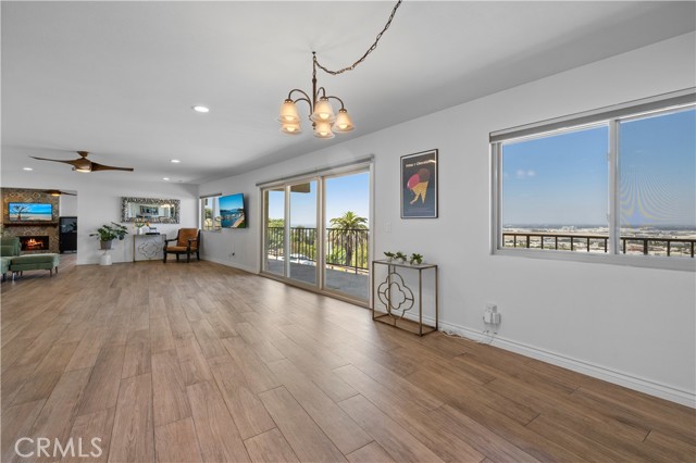 Image 8 of 54 For 2700 Panorama Drive 208