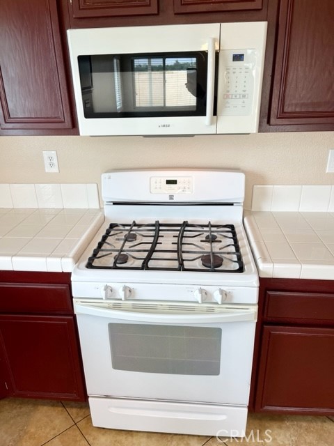 Detail Gallery Image 18 of 63 For 5220 Holstein Way, Jurupa Valley,  CA 92509 - 3 Beds | 2 Baths