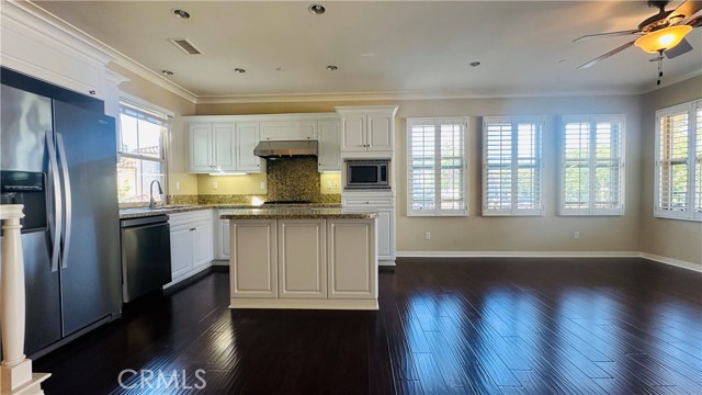 36 Mission Bell, Irvine CA: https://media.crmls.org/medias/fc6825e1-b897-42da-93f3-dbf0f96ca4ec.jpg