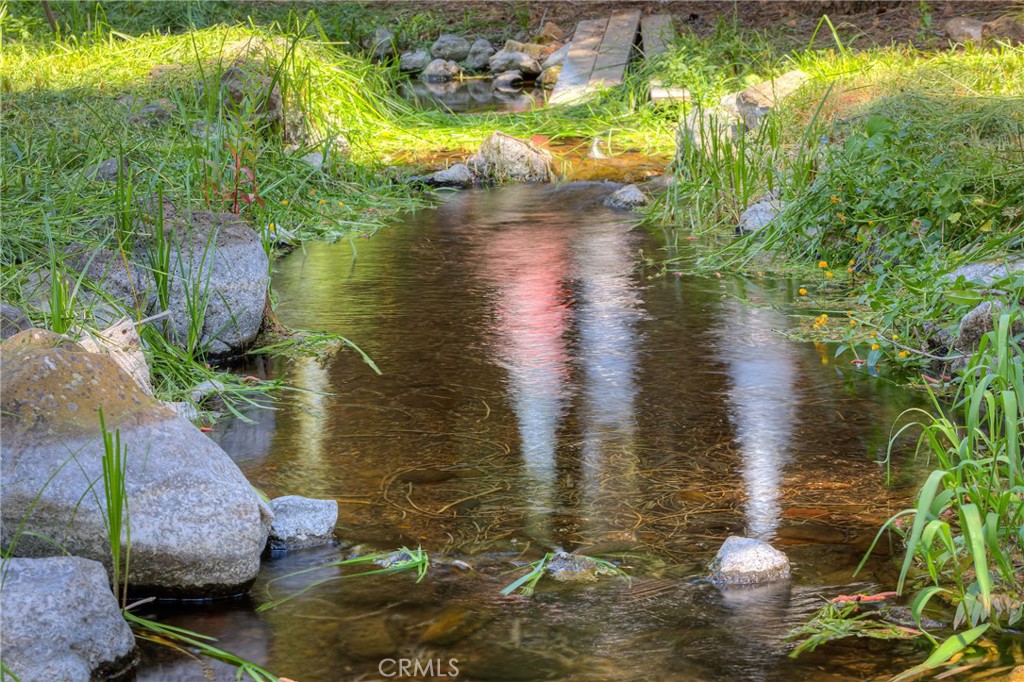 https://media.crmls.org/medias/fc684b1b-0c56-46c6-8a07-913fa9d07db6.jpg?preset=X-Large