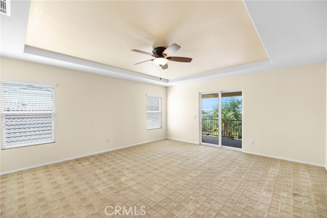 32856 Northshire Circle, Temecula CA: https://media.crmls.org/medias/fc68c60a-e00f-4a7e-a516-e10f818f1f95.jpg