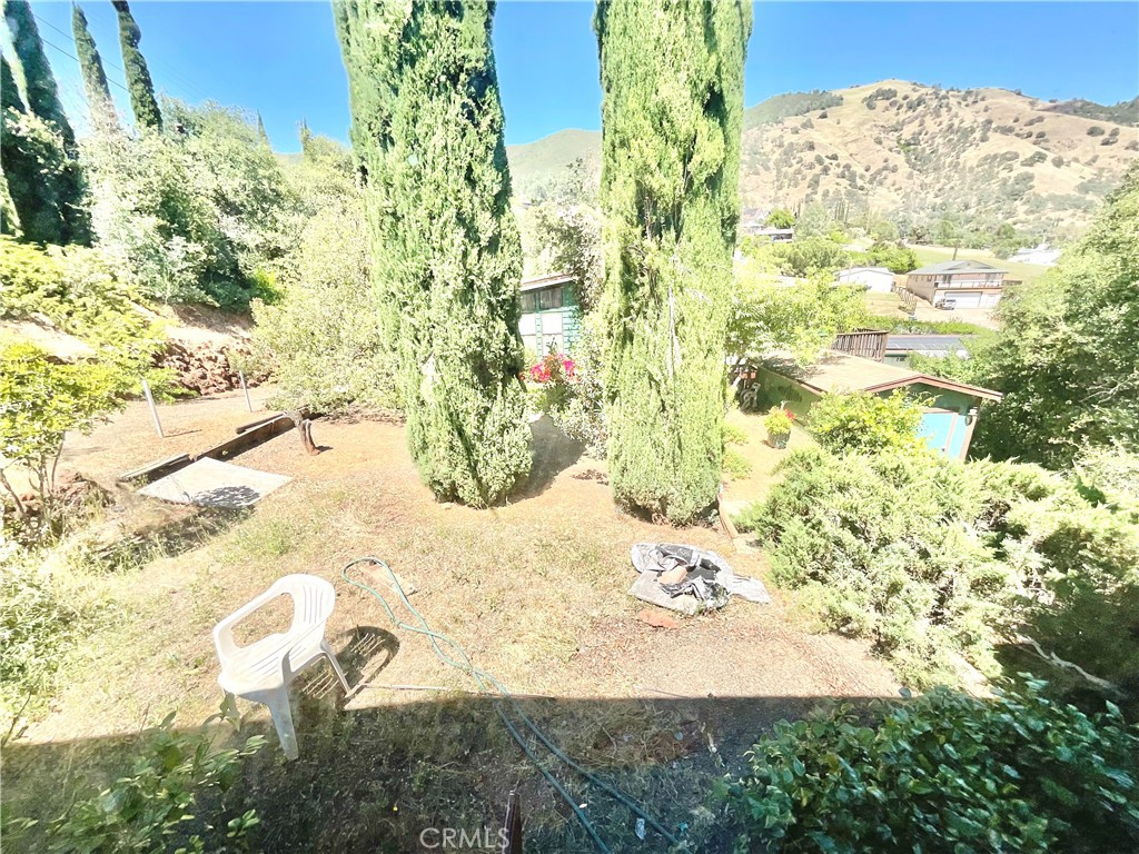 https://media.crmls.org/medias/fc6920cb-1aa0-48a3-a319-2f933466400d.jpg?preset=X-Large