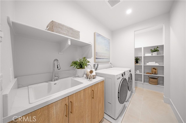 Detail Gallery Image 32 of 46 For 112 Oakstone, Irvine,  CA 92618 - 4 Beds | 3 Baths