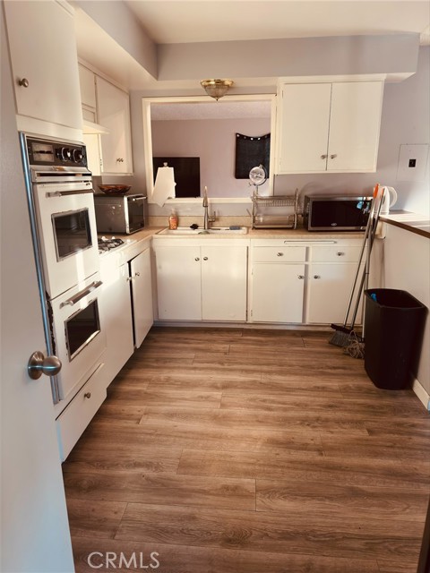 Detail Gallery Image 14 of 16 For 3300 E Millridge Dr, West Covina,  CA 91792 - 4 Beds | 2 Baths