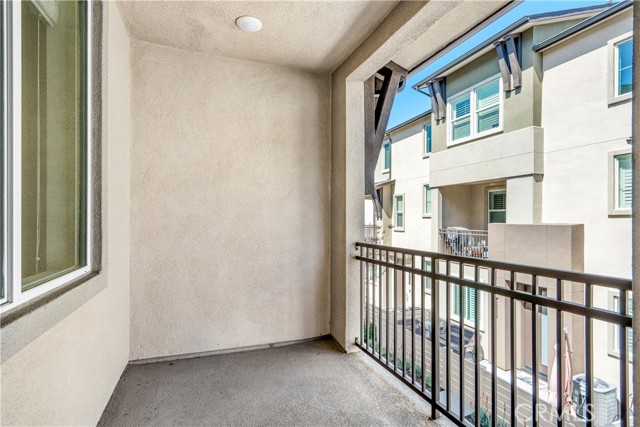 7123 Ryder Lane, Gardena CA: https://media.crmls.org/medias/fc69fc00-1daa-4ded-a115-bd0992337dac.jpg