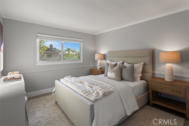 Detail Gallery Image 24 of 37 For 9882 Kings Canyon, Huntington Beach,  CA 92646 - 4 Beds | 2/1 Baths