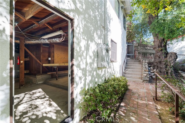 Detail Gallery Image 43 of 49 For 4805 Alta Canyada, La Canada Flintridge,  CA 91011 - 3 Beds | 3 Baths