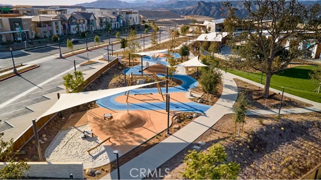 27448 Shining Willow Lane, Valencia CA: https://media.crmls.org/medias/fc6ac75c-5354-4532-bb89-23acec7295c1.jpg