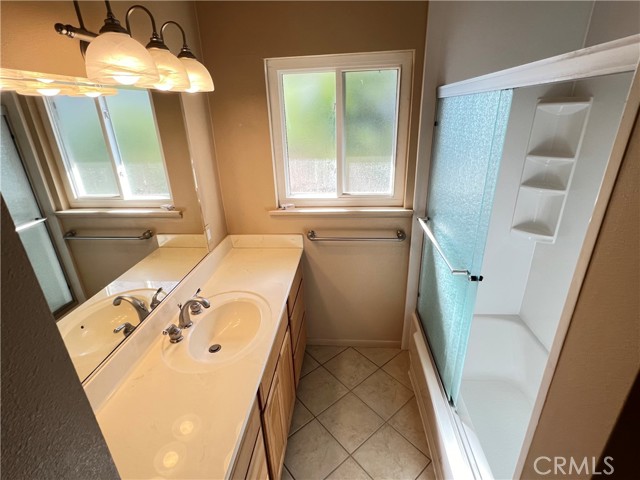 Detail Gallery Image 14 of 19 For 18651 Saugus Ave, Santa Ana,  CA 92705 - 3 Beds | 2/1 Baths