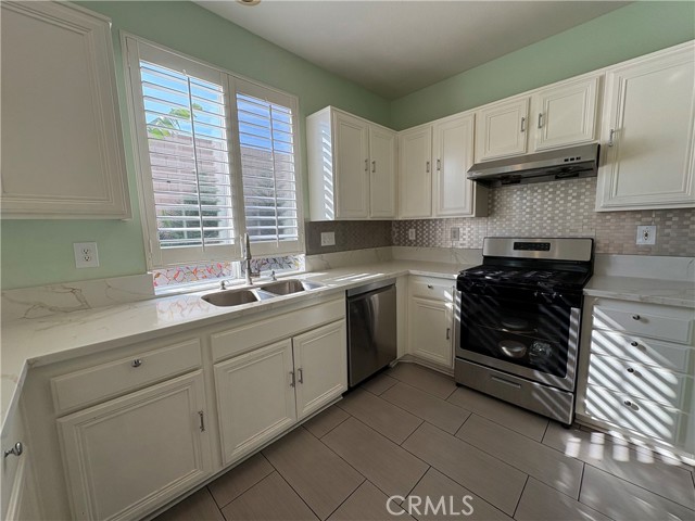 Detail Gallery Image 15 of 51 For 16160 Chadwick Ct, Chino Hills,  CA 91709 - 4 Beds | 2/1 Baths