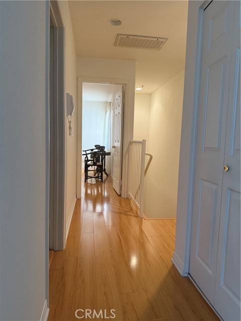 1131 Campbell Street, Glendale CA: https://media.crmls.org/medias/fc6bd508-ba1b-4208-b01c-8ae795e501e9.jpg