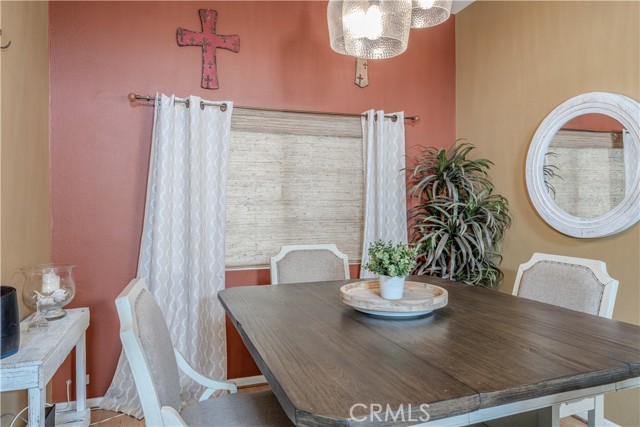 Detail Gallery Image 17 of 43 For 18250 Devonwood Cir, Fountain Valley,  CA 92708 - 3 Beds | 2 Baths