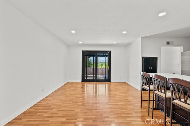 Detail Gallery Image 18 of 72 For 6172 Dalecrest Ave, Woodland Hills,  CA 91367 - 3 Beds | 2 Baths