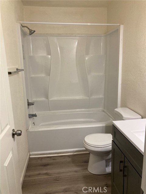 1131 Barstow Road, Barstow CA: https://media.crmls.org/medias/fc6d1748-bebc-4e39-87f7-2737c4df1f00.jpg