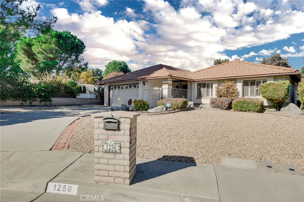 1250 Sequoia Circle
