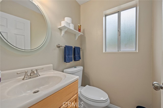 Detail Gallery Image 12 of 25 For 2392 Foothill Ln, Brea,  CA 92821 - 4 Beds | 2/1 Baths