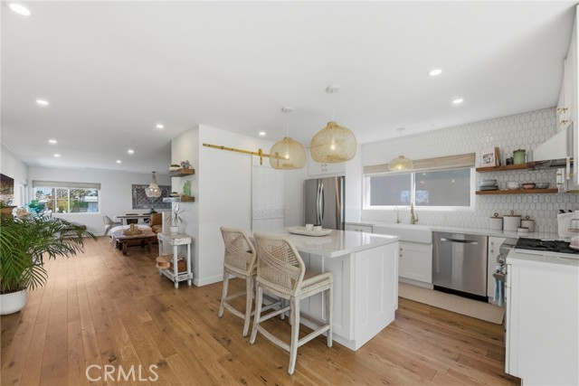 1002 3rd St, Hermosa Beach, California 90254, 4 Bedrooms Bedrooms, ,2 BathroomsBathrooms,Residential,For Sale,3rd St,SB26070138