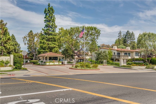 33 Cypress Way, Rolling Hills Estates, California 90274, 3 Bedrooms Bedrooms, ,2 BathroomsBathrooms,Residential,Sold,Cypress,PV23075846
