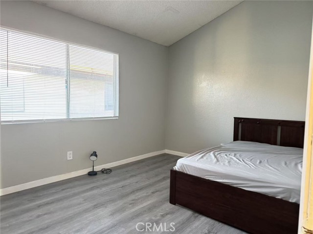 Detail Gallery Image 12 of 19 For 9100 Acacia Ave, Fontana,  CA 92335 - 2 Beds | 1/1 Baths