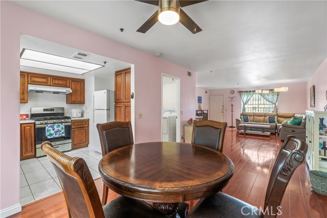 Detail Gallery Image 15 of 45 For 119 N Alhambra Ave #D,  Monterey Park,  CA 91755 - 3 Beds | 3 Baths